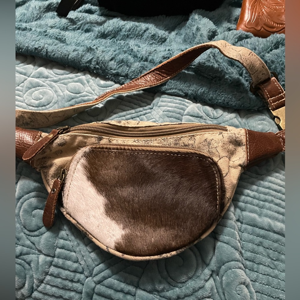 Myra waist bag